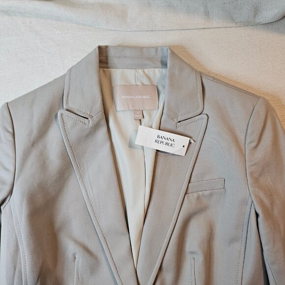 Banana Republic Women's Tan Suit Jacket - Size 2 - Picture 3 of 6